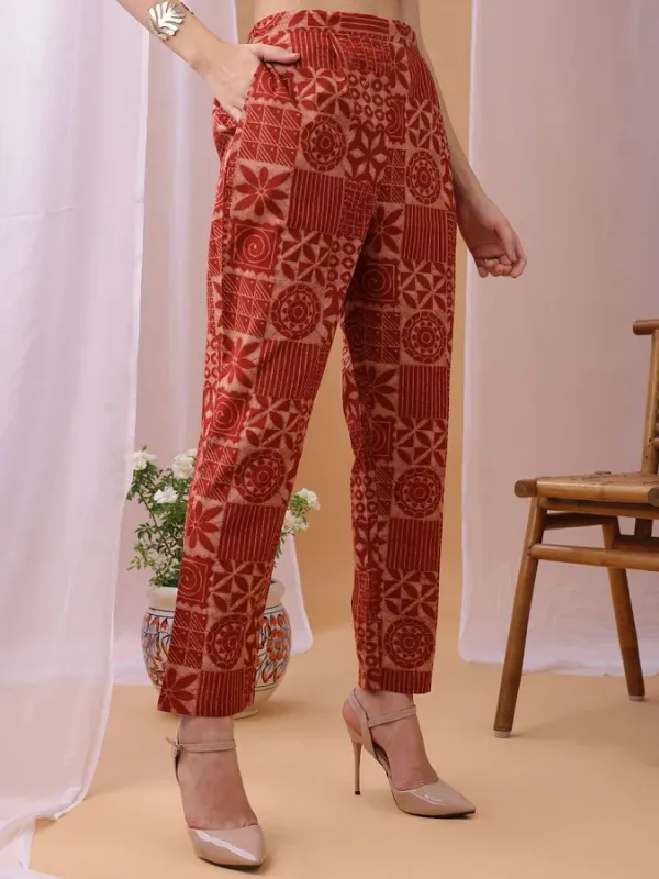 Myntra Myntra Saanjh Printed V Neck Top with Trousers - image 5