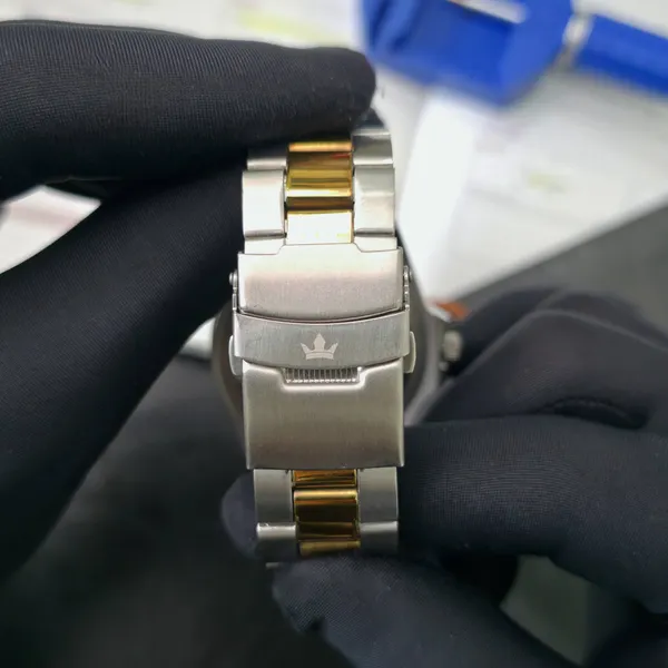 Franklord Franklord Regal Mariner – Onyx Gold | Black-Gold Stainless Steel Luxury Watch for Men - image 4