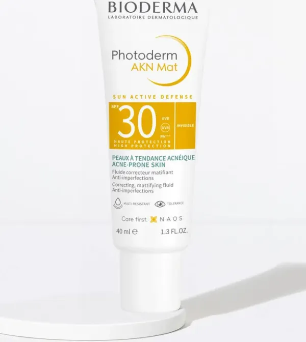 Bioderma Photoderm Akn Mat Fluide