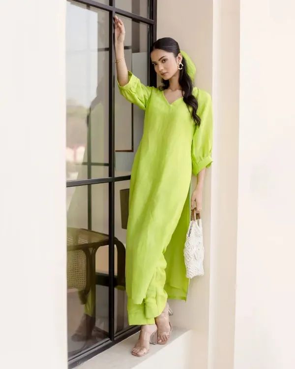 Aachho Aachho Women’s Neon Green Solid Cotton Coord Set - image 1